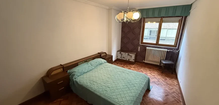 Piso en venta centro de Palencia de cuatro habitaciones