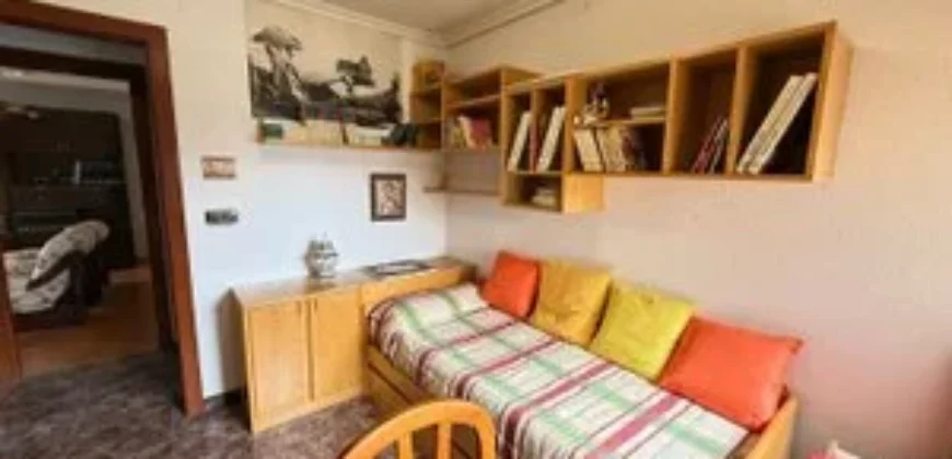 Piso de tres habitaciones con garaje