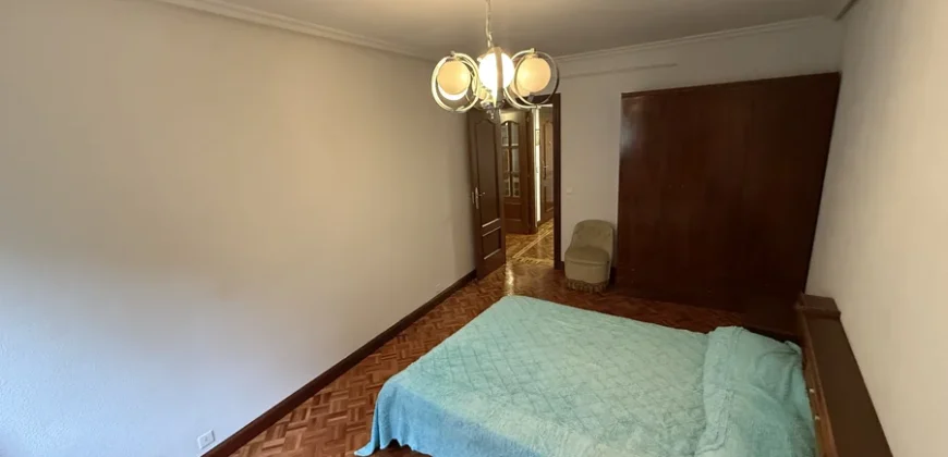 Piso en venta centro de Palencia de cuatro habitaciones