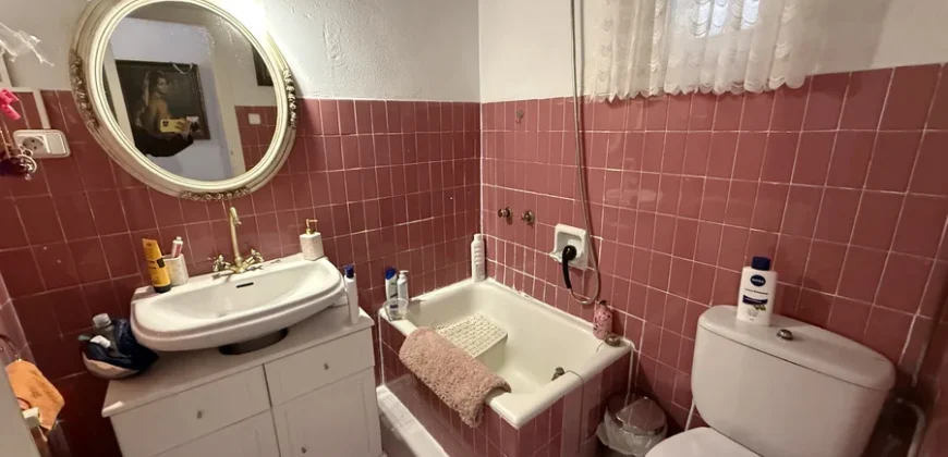 Piso céntrico de cuatro habitaciones