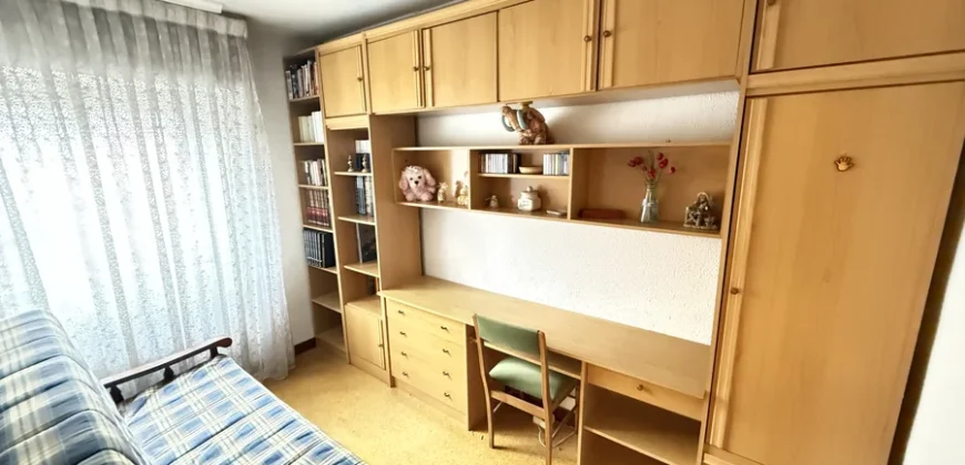 Piso de tres habitaciones en pleno centro