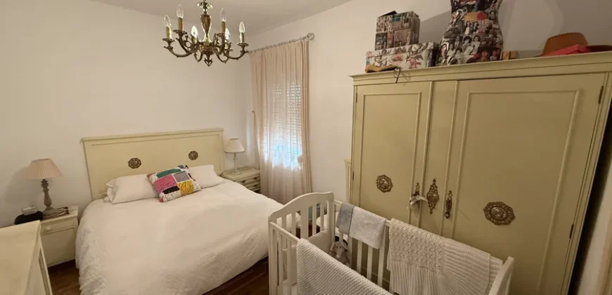 Piso céntrico de cuatro habitaciones