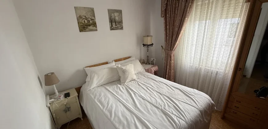 Piso céntrico de cuatro habitaciones