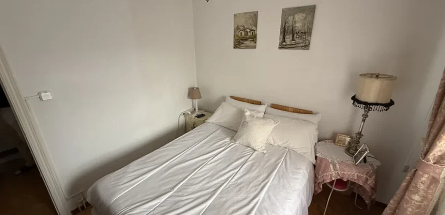 Piso céntrico de cuatro habitaciones