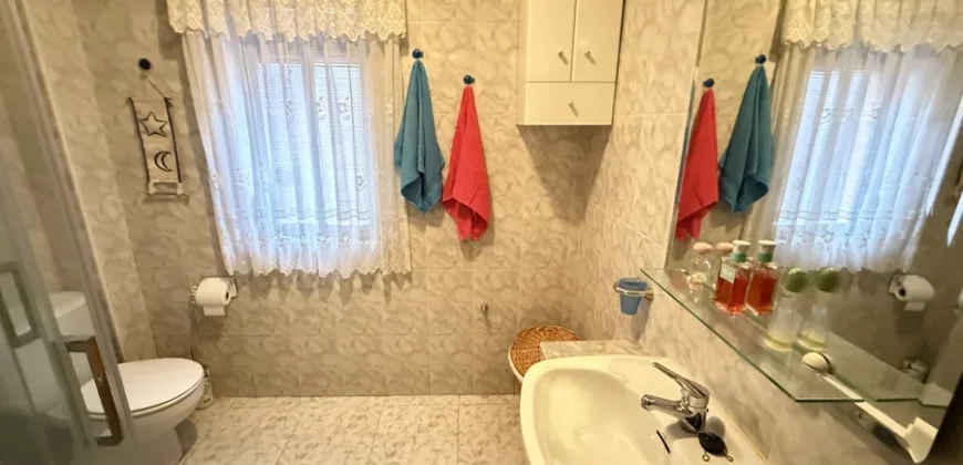 Piso de tres habitaciones en pleno centro