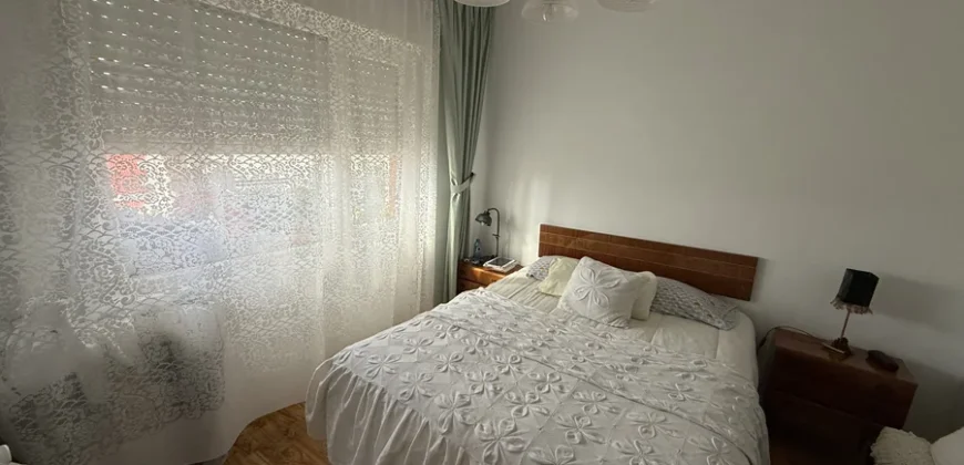 Piso céntrico de cuatro habitaciones