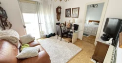 Piso céntrico de cuatro habitaciones Piso céntrico de cuatro habitaciones