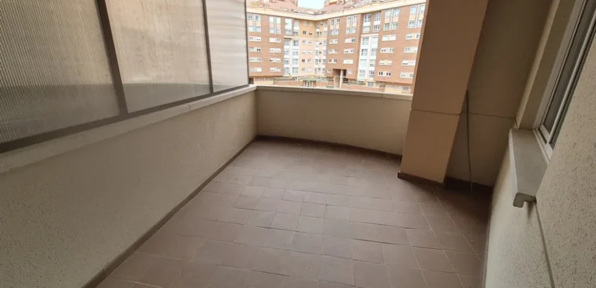 Piso de dos habitaciones dos baños con garaje y trastero