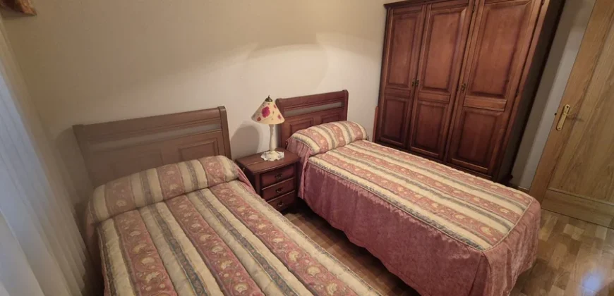 Piso de dos habitaciones dos baños con garaje y trastero