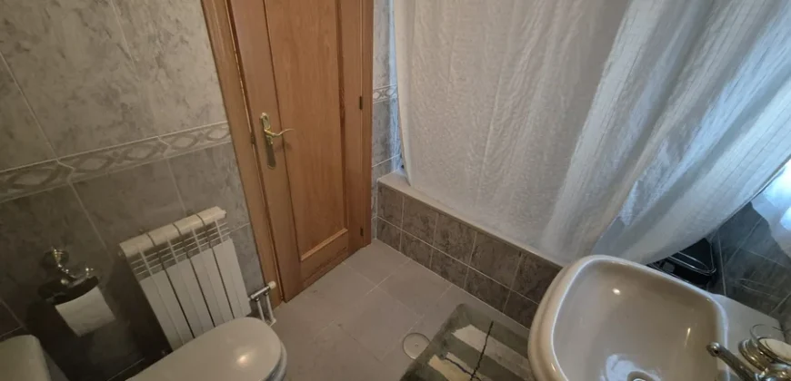 Piso de dos habitaciones dos baños con garaje y trastero