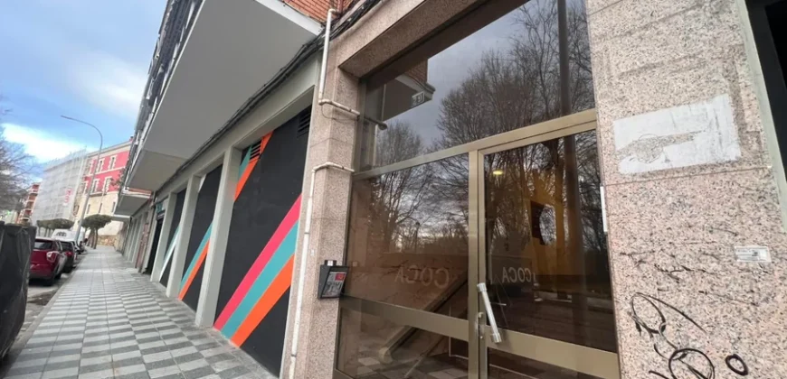 Piso de tres habitaciones en pleno centro