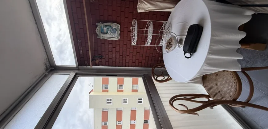 Piso de tres habitaciones en pleno centro