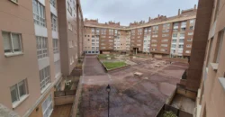 Piso de dos habitaciones dos baños con garaje y trastero Piso de dos habitaciones dos baños con garaje y trastero