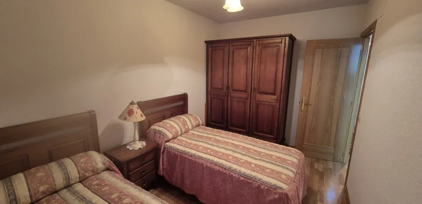 Piso de dos habitaciones dos baños con garaje y trastero