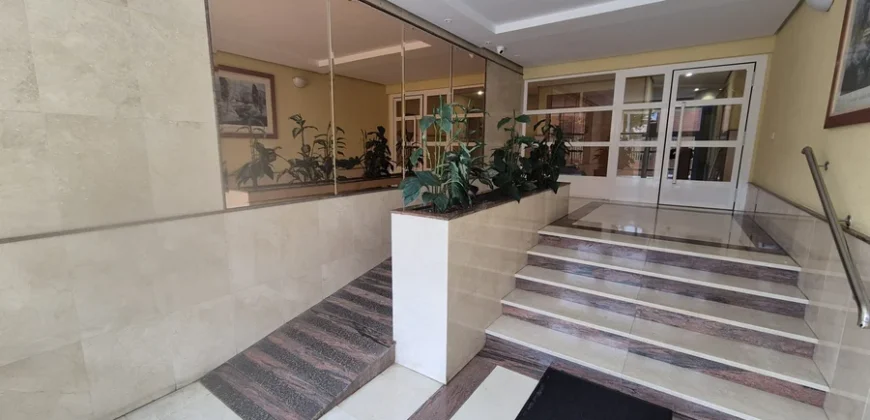 Piso de dos habitaciones dos baños con garaje y trastero