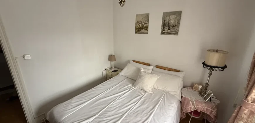 Piso céntrico de cuatro habitaciones