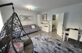 Piso en Palencia reformado de tres habitaciones con terraza