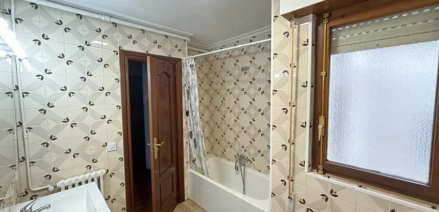 Piso en venta centro de Palencia de cuatro habitaciones