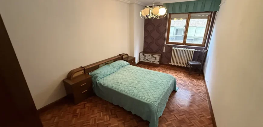 Piso en venta centro de Palencia de cuatro habitaciones