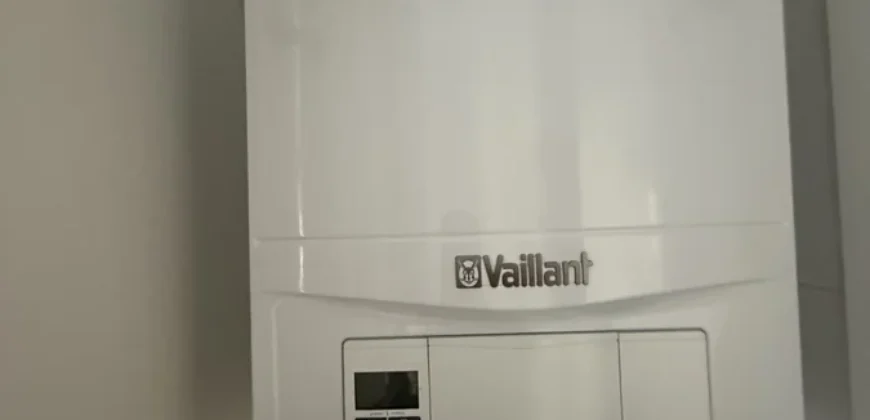 Piso de tres habitaciones con garaje y trastero