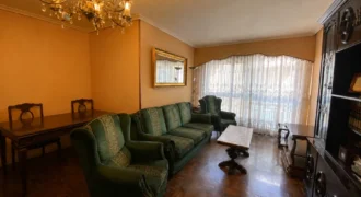 Piso céntrico de cuatro habitaciones con garaje opcional