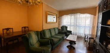 Piso céntrico de cuatro habitaciones con garaje opcional