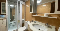 Piso céntrico de cuatro habitaciones con garaje opcional