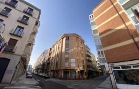 Piso en venta en Palencia centro de 3 dormitorios con terraza Piso en venta en Palencia centro de 3 dormitorios con terraza