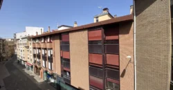 Piso céntrico de cuatro habitaciones con garaje opcional