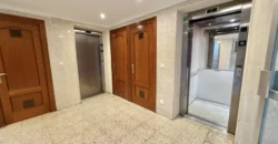 Piso de tres habitaciones y dos baños Piso de tres habitaciones y dos baños