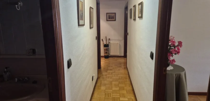 Venta de Piso en Palencia de 3 dormitorios con garaje en Avenida Santander
