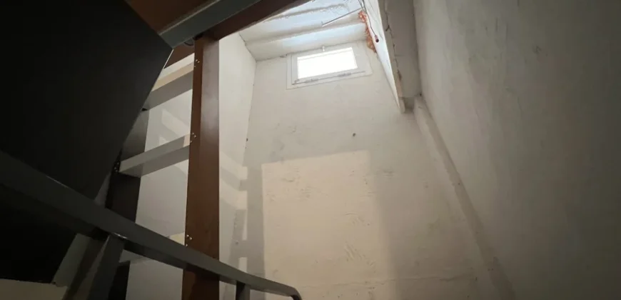 Piso de tres habitaciones y dos baños con plaza de garaje