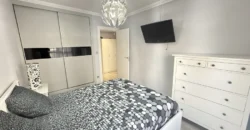 Piso de dos habitaciones con un baño y garaje