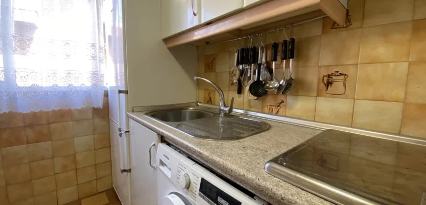 Piso céntrico de cuatro habitaciones con garaje opcional