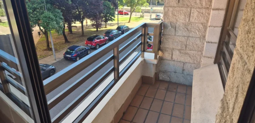 Venta de Piso en Palencia de 3 dormitorios con garaje en Avenida Santander