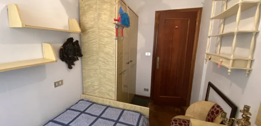 Piso céntrico de cuatro habitaciones con garaje opcional