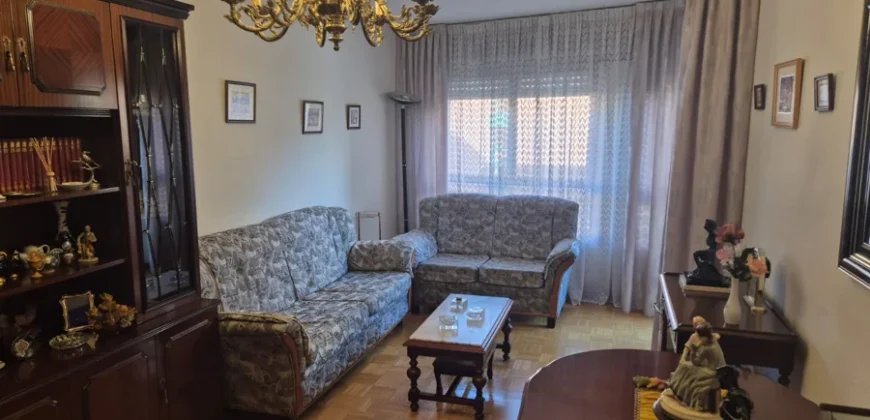 Venta de Piso en Palencia de 3 dormitorios con garaje en Avenida Santander