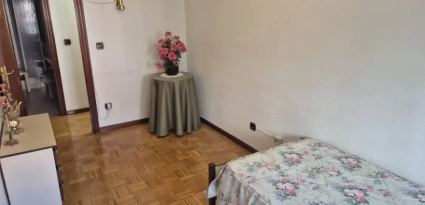 Venta de Piso en Palencia de 3 dormitorios con garaje en Avenida Santander