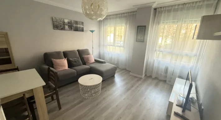 Piso en Palencia en venta con 2 dormitorios y garaje en Avenida Cuba