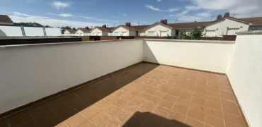 Venta de Chalet en Venta de Baños con patio, merendero y 3 dormitorios