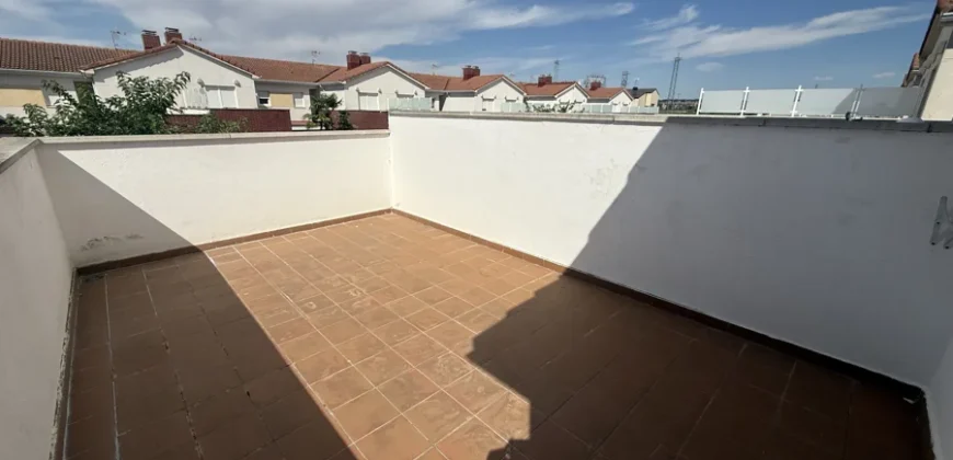 Venta de Chalet en Venta de Baños con patio, merendero y 3 dormitorios