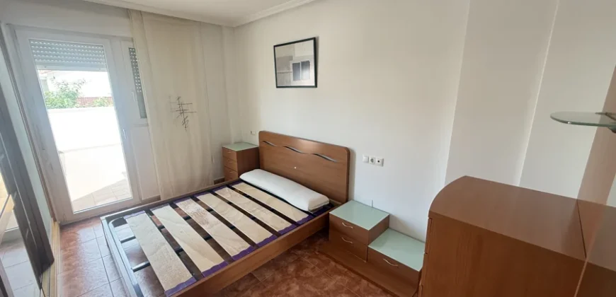 Venta de Chalet en Venta de Baños con patio, merendero y 3 dormitorios