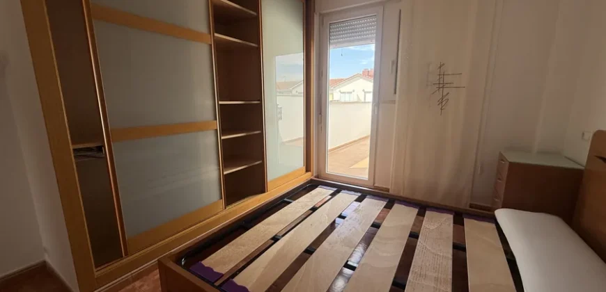 Venta de Chalet en Venta de Baños con patio, merendero y 3 dormitorios