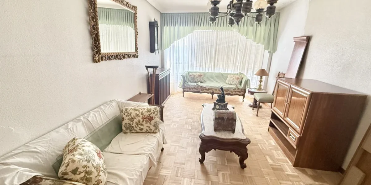 Piso en venta en Palencia en Avenida Madrid Palencia con garaje y terraza