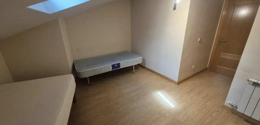 Dúplex de tres habitaciones con garaje y trastero