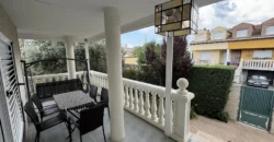 Chalet en venta en Baltanás con patio, merendero y garaje Chalet en venta en Baltanás con patio, merendero y garaje