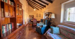 Casa independiente con patio en Capillas. Casa independiente con patio en Capillas.