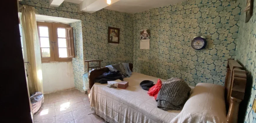 Casa independiente de pueblo para reformar