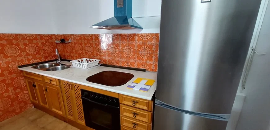 Casa rustica de tres habitaciones con patio