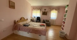 Casa en venta en Frechilla con piscina, jardín y garaje Casa en venta en Frechilla con piscina, jardín y garaje